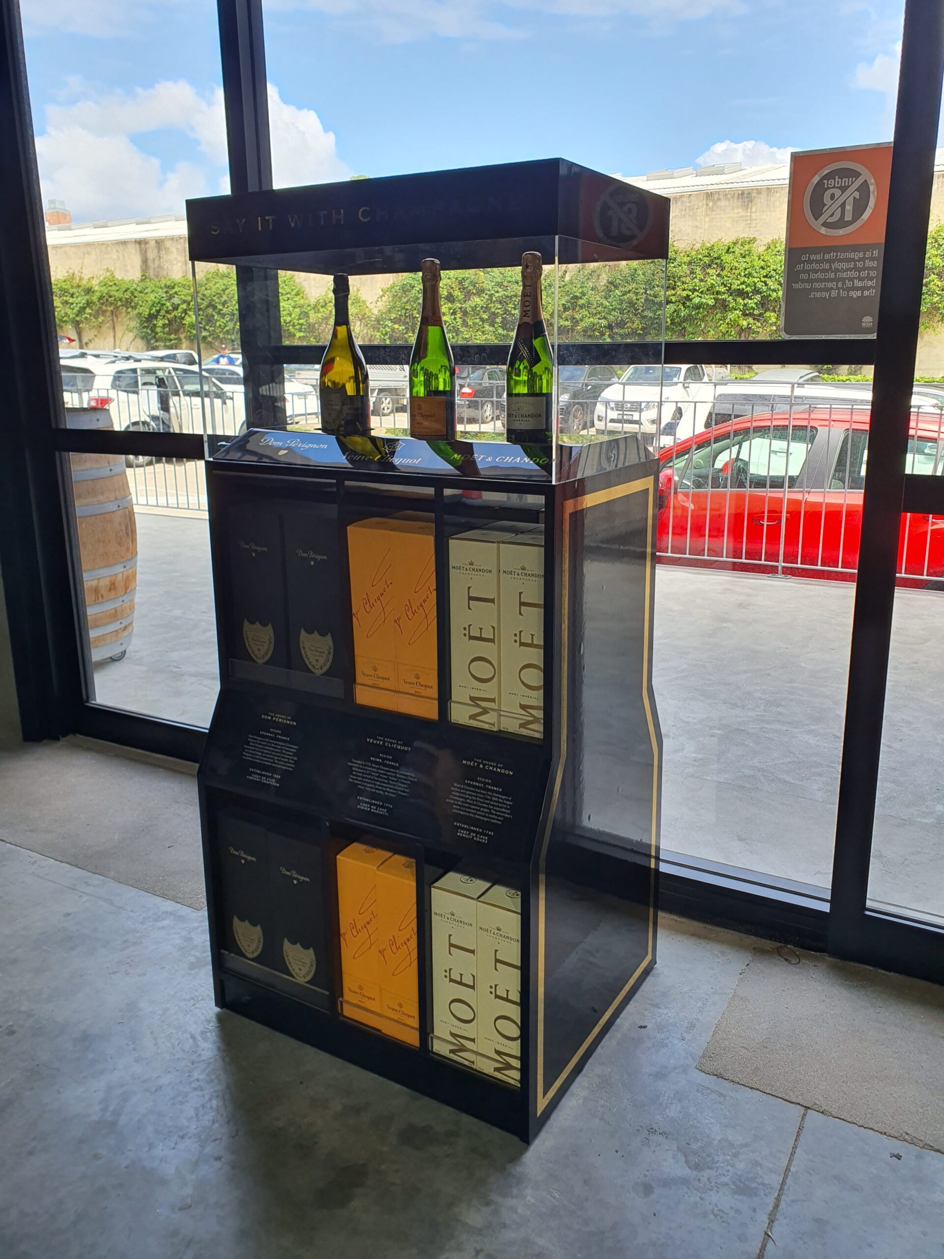 Food Beverage Display